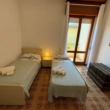 300 Mt From The Sea - Free Parking - Wi-fi Ac & Prime Video Villa *
