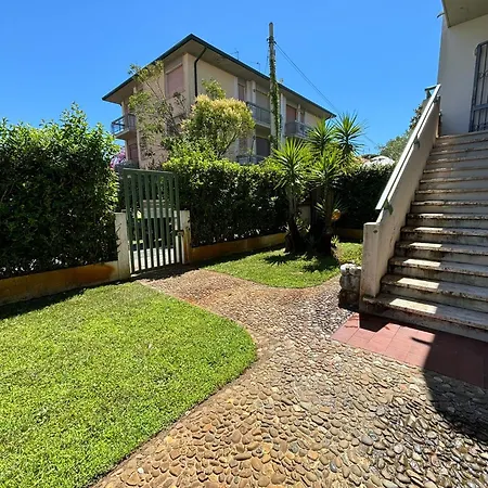 300 Mt From The Sea - Free Parking - Wi-fi Ac & Prime Video * Lido di Camaiore