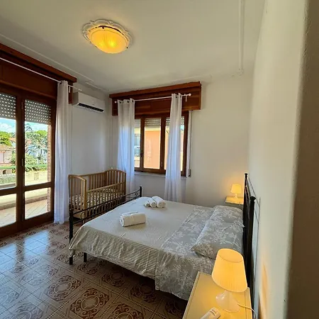 300 Mt From The Sea - Free Parking - Wi-fi Ac & Prime Video Villa